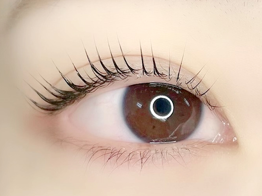 パリジェンヌラッシュリフトの画像